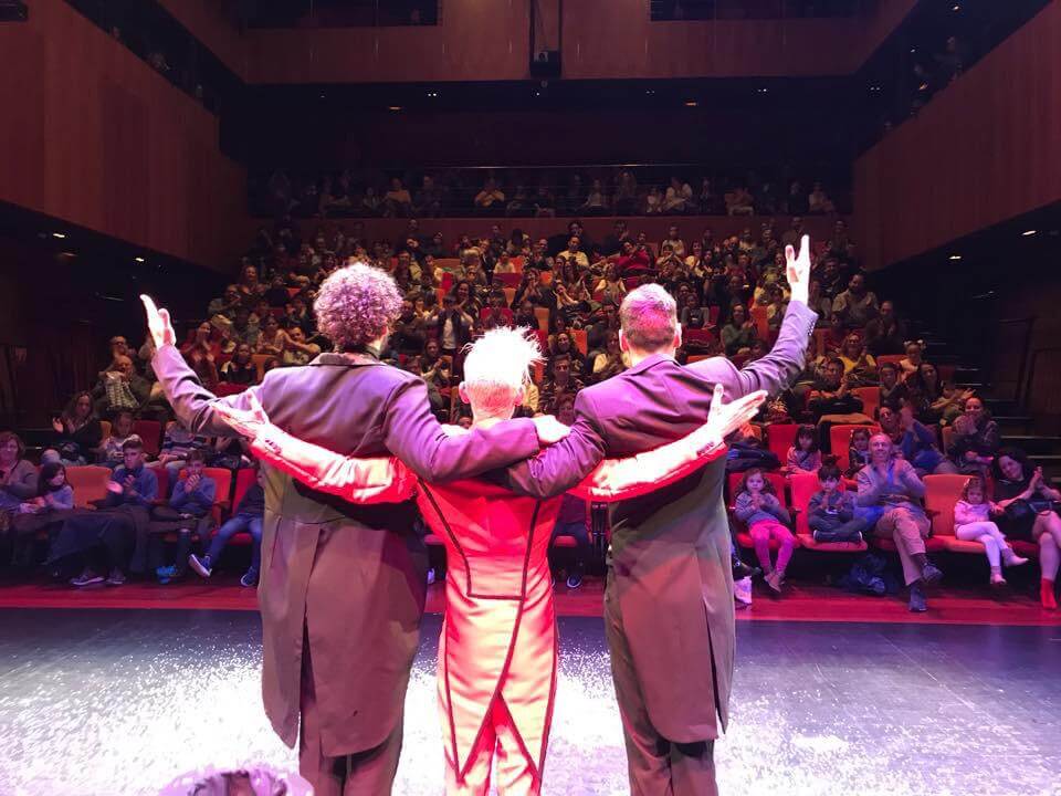 Malabares de pelotas de rebote en Malabaramagos - Manolo Carambolas